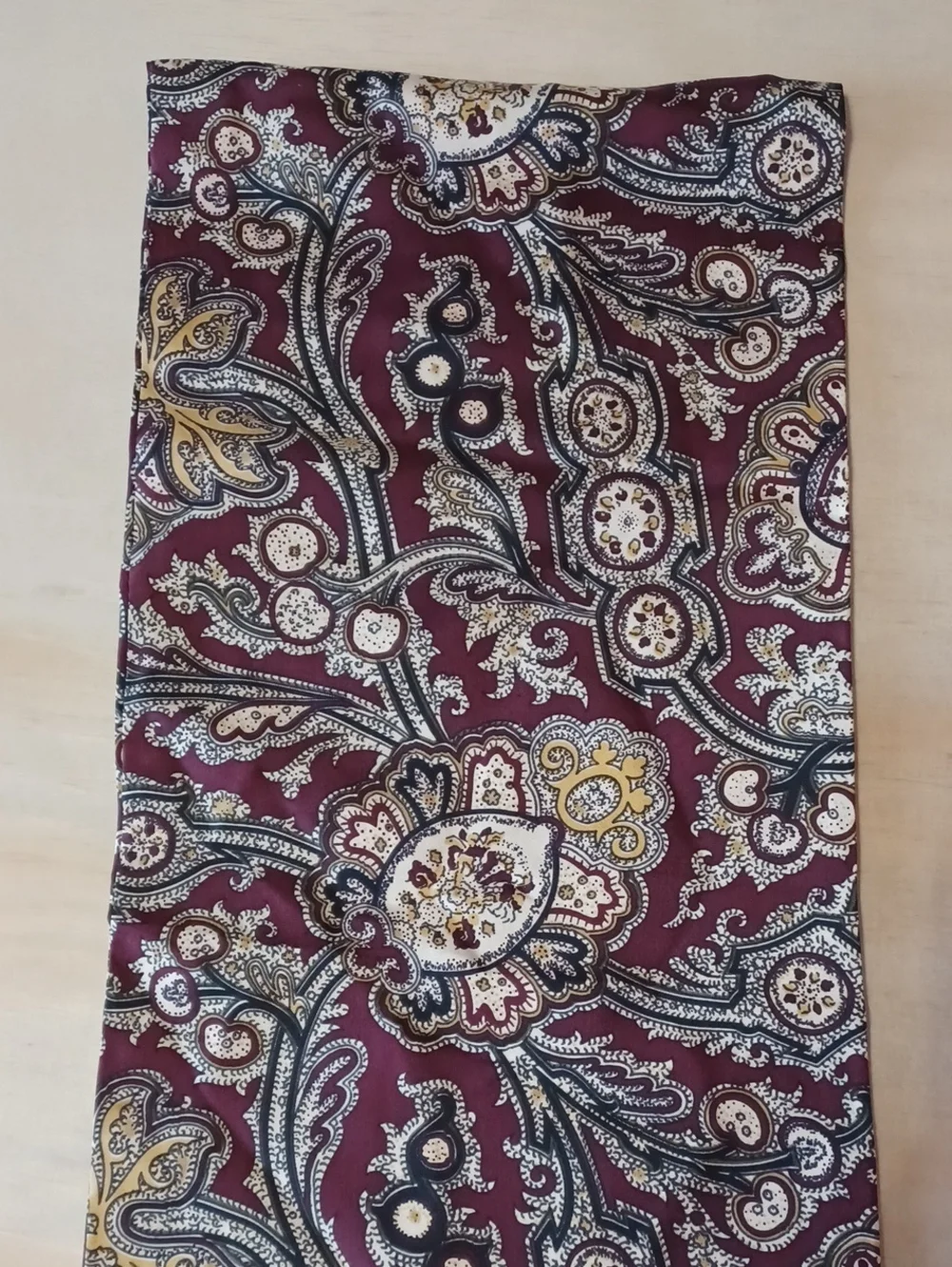 Vintage Paisley Oblong Fringe Scarf 48×10 Silk Feel Burgundy Cream Gold